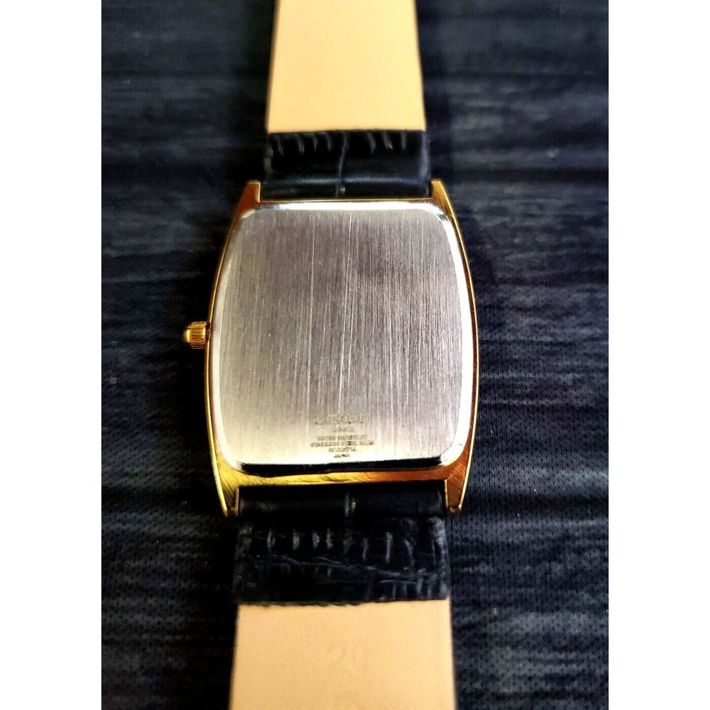 Vintage Seiko New Old Stock Men's Classic Tank Barrel Gold Black Wa… - Picture 9 of 10